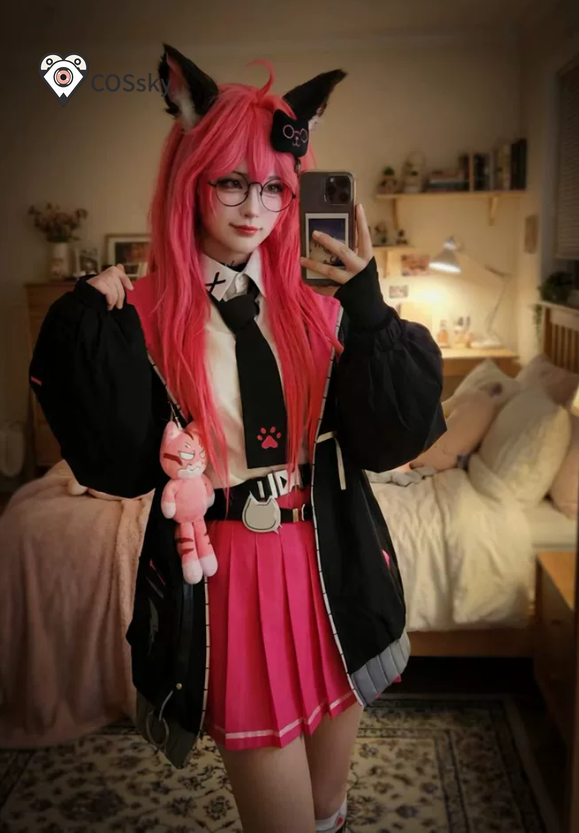 Anime Cosplay Black Girl - Nanally Coluccis Neverness to Everness NTE